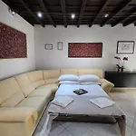 Apartment Boschetto49 *