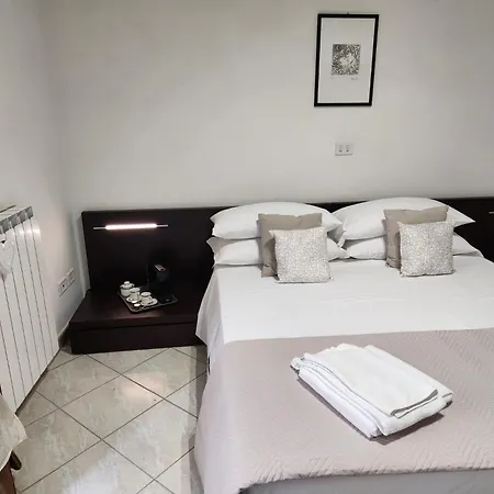 Apartment Boschetto49 *